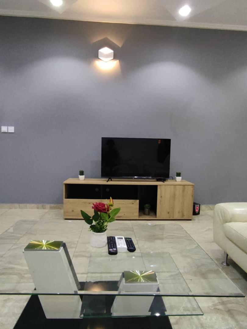 Yaoundé Hotel Appart B4U - Etoudi מראה חיצוני תמונה